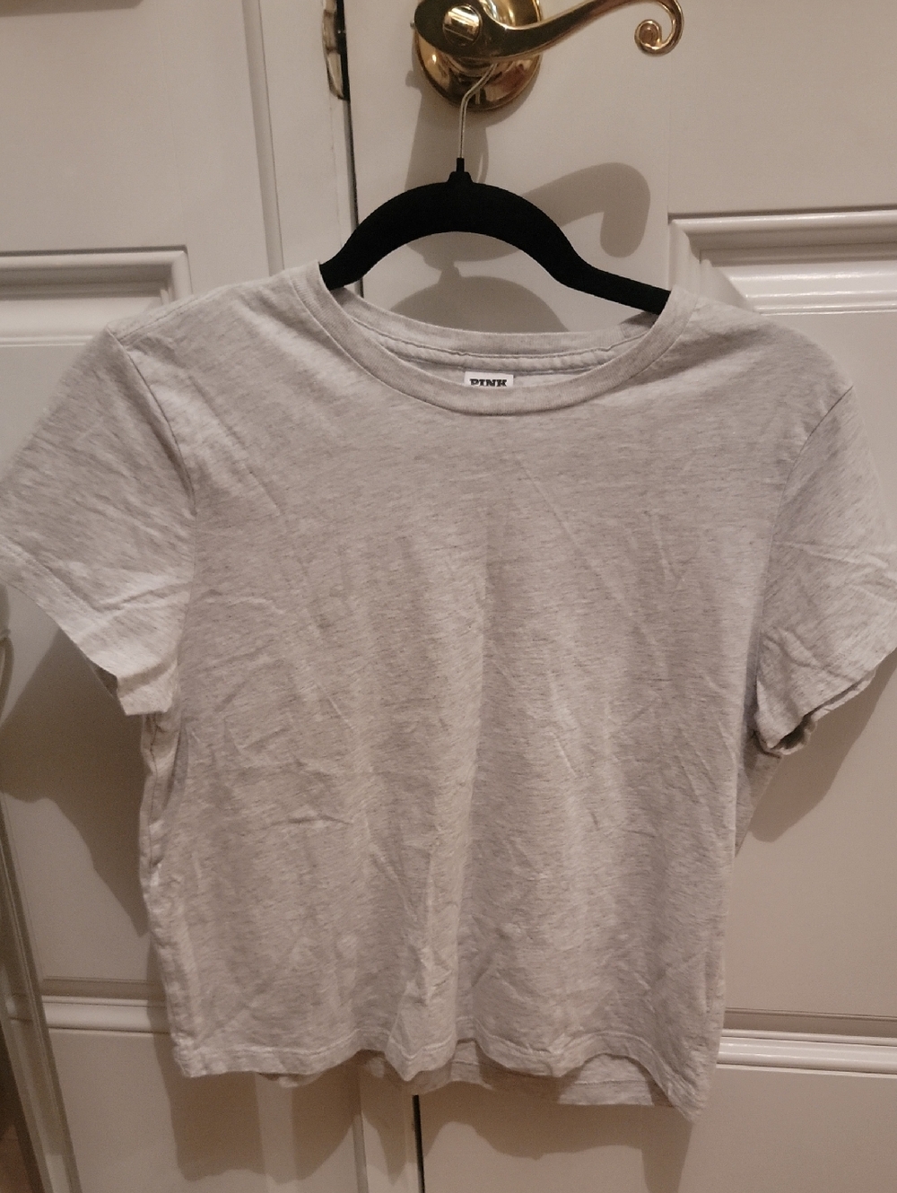Pink Victoria' Secret Gray Cropped Tee. Gray W/ Stitched "P" On The Back. SM. BN